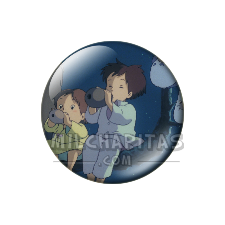 Chapa de Studio Ghibli: Totoro tocando la ocarina
