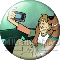 Chapa de Scooby Doo: Shaggy y Scooby-Doo (Haciéndose un Selfie)