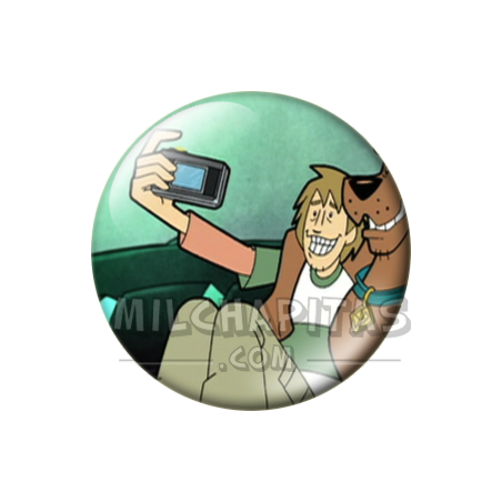 Chapa de Scooby Doo: Shaggy y Scooby-Doo (Haciéndose un Selfie)